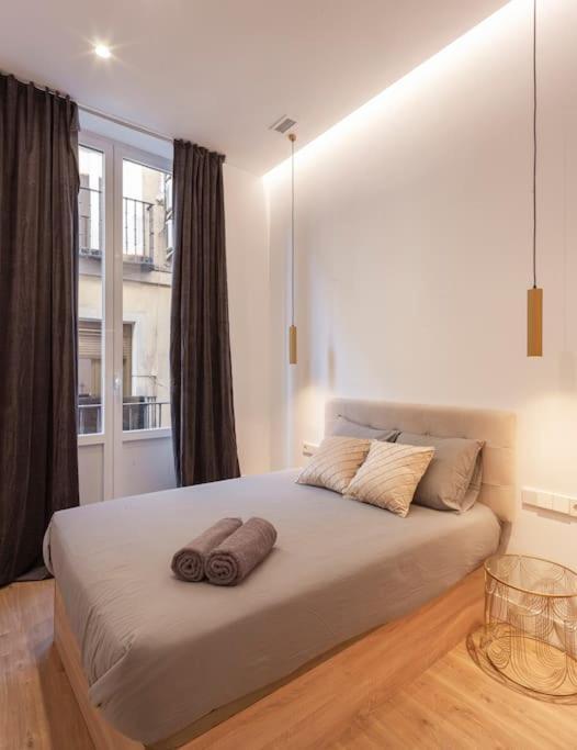 Centro III Calle Carrera De San Jeronimo 3Br 3Bh Madrid Esterno foto